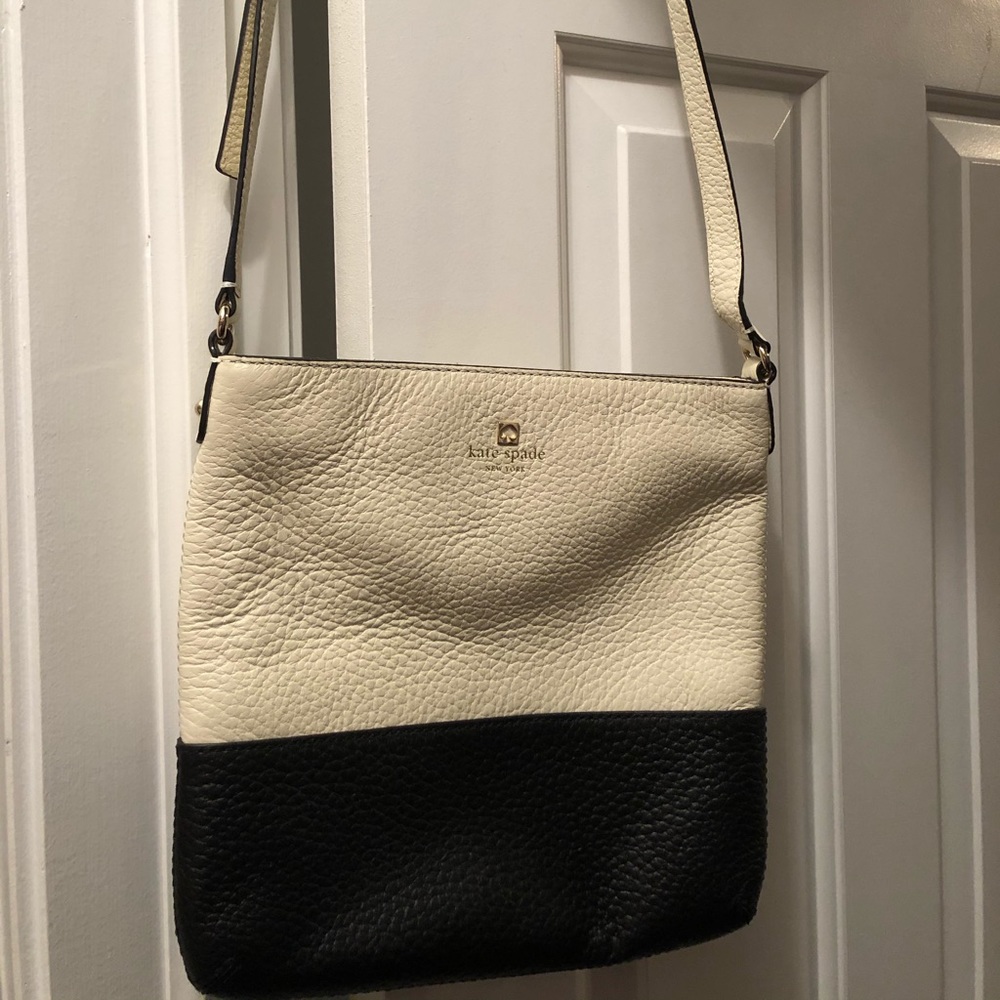 Kate Spade Cross body purse